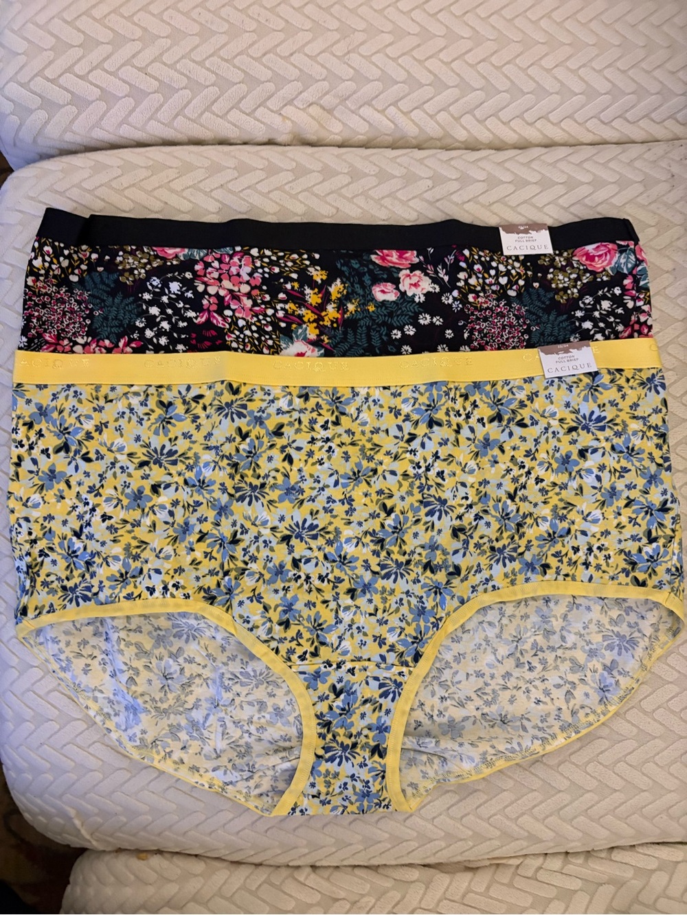 Cacique Floral Full Cut Briefs - 2 Pack Yellow & Black Floral Print -New- (3X)